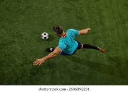 第5个欧冠席位稳了！英超球队再赢1场欧战，即可