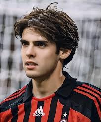 杜埃长距离奔袭 巴黎圣日耳曼3-2力克梅斯